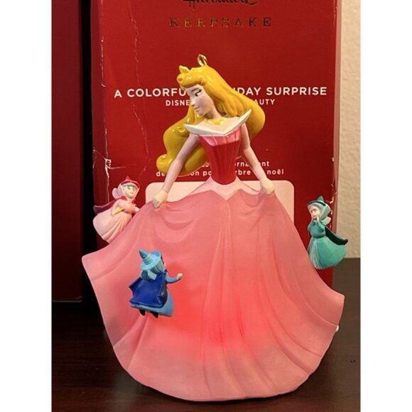 Set Of 4 Hallmark 2020 2 Cinderella & 2 Belle Disney Princess Ornaments LIKE NEW - Picture 2 of 11